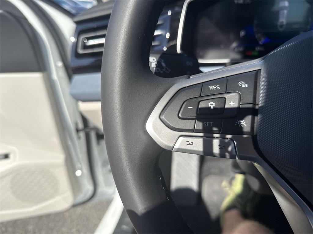 new 2025 Volkswagen Jetta car