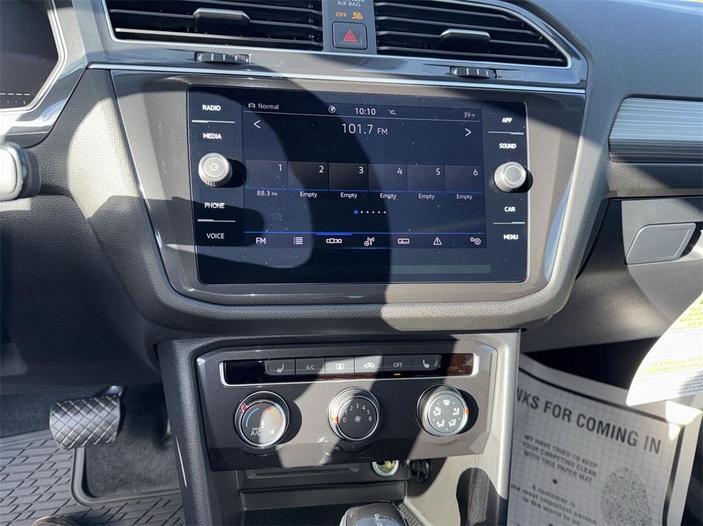 new 2024 Volkswagen Tiguan car, priced at $35,930