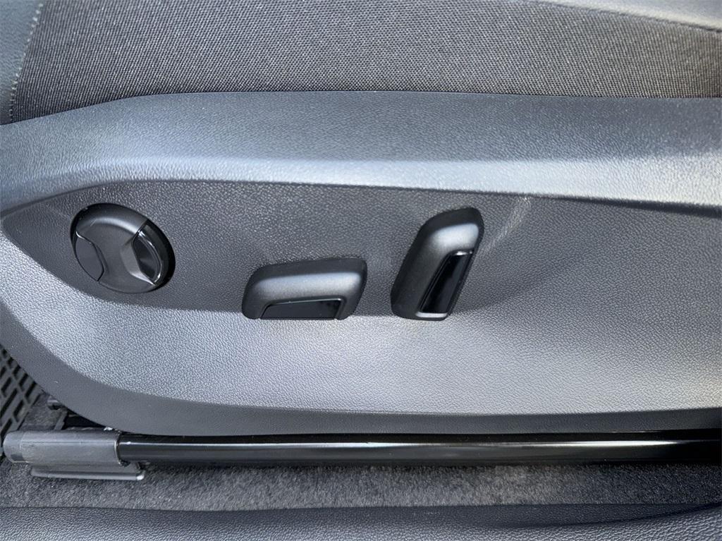 new 2024 Volkswagen Tiguan car, priced at $35,930