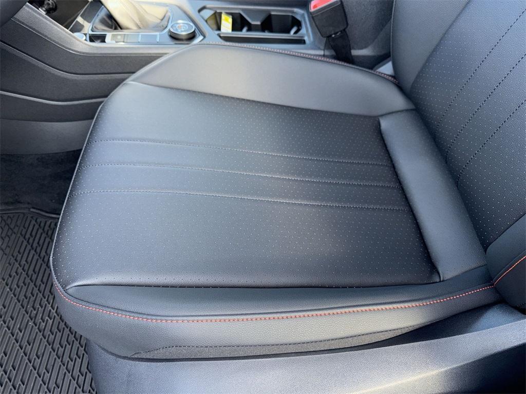 new 2024 Volkswagen Tiguan car, priced at $35,930