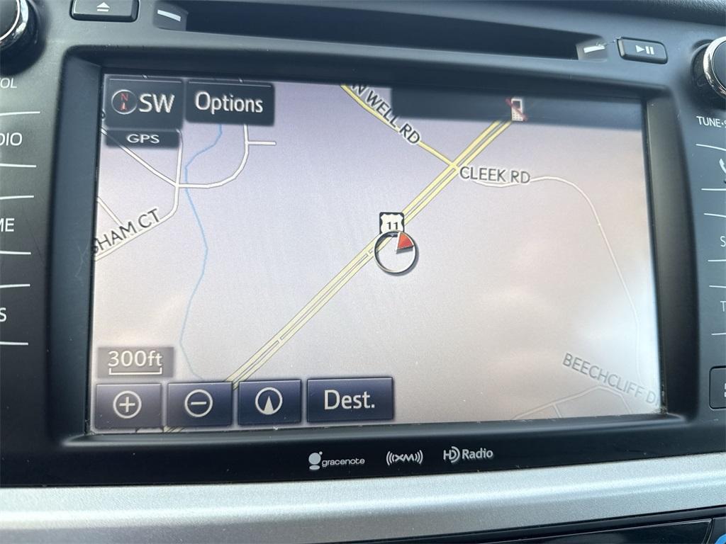 used 2019 Toyota Highlander car, priced at $28,900