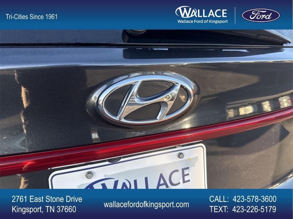 used 2022 Hyundai Santa Fe car, priced at $21,900