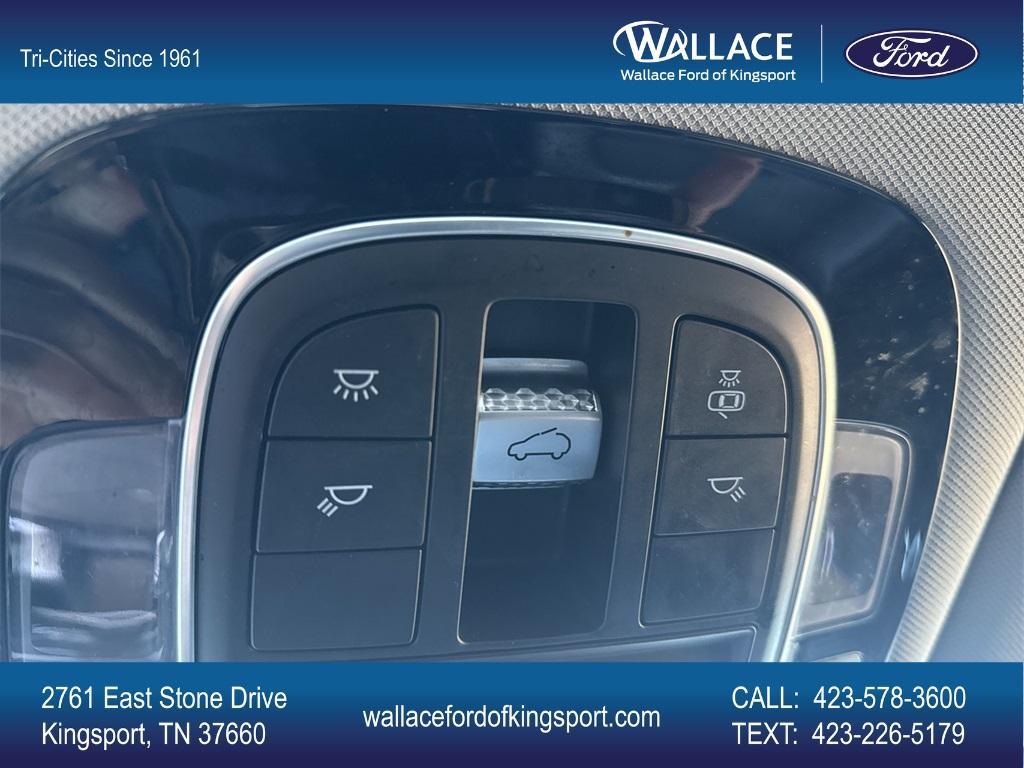 used 2022 Hyundai Santa Fe car, priced at $21,900