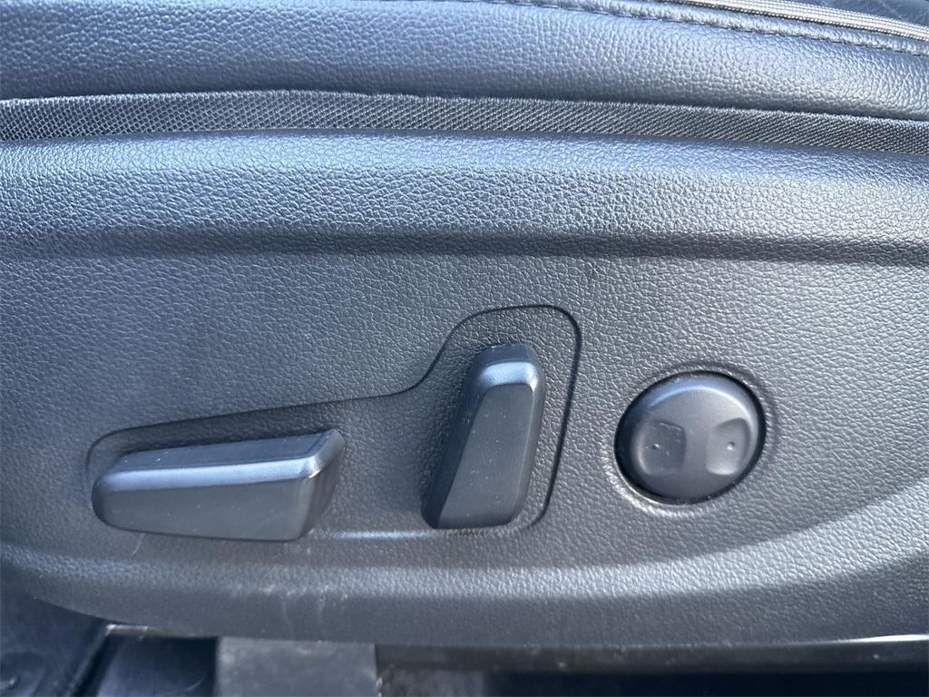 used 2022 Hyundai Santa Fe car, priced at $19,500