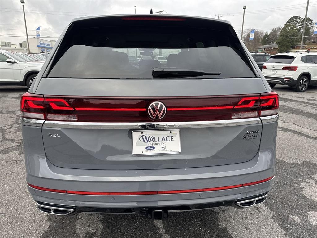 new 2025 Volkswagen Atlas car, priced at $56,015