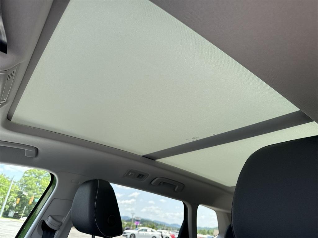 new 2025 Volkswagen Taos car, priced at $33,671