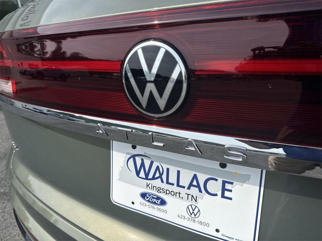 new 2025 Volkswagen Atlas Cross Sport car, priced at $54,255