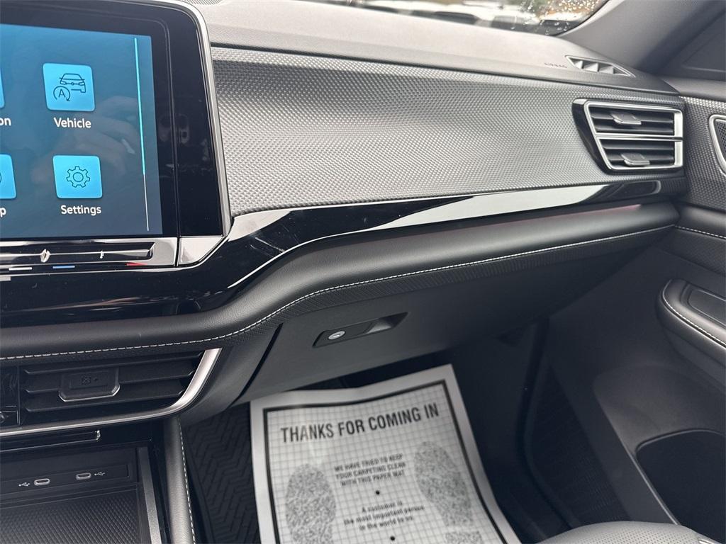 new 2026 Volkswagen Atlas Cross Sport car, priced at $56,452