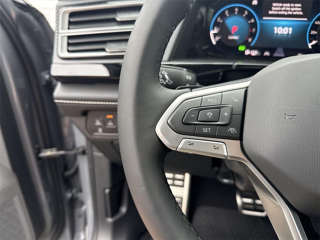 new 2026 Volkswagen Atlas Cross Sport car, priced at $56,452