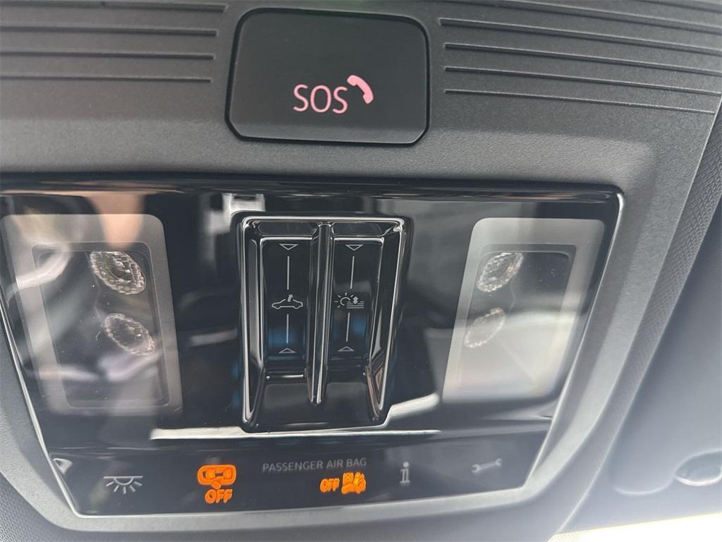 new 2026 Volkswagen Atlas Cross Sport car, priced at $56,452