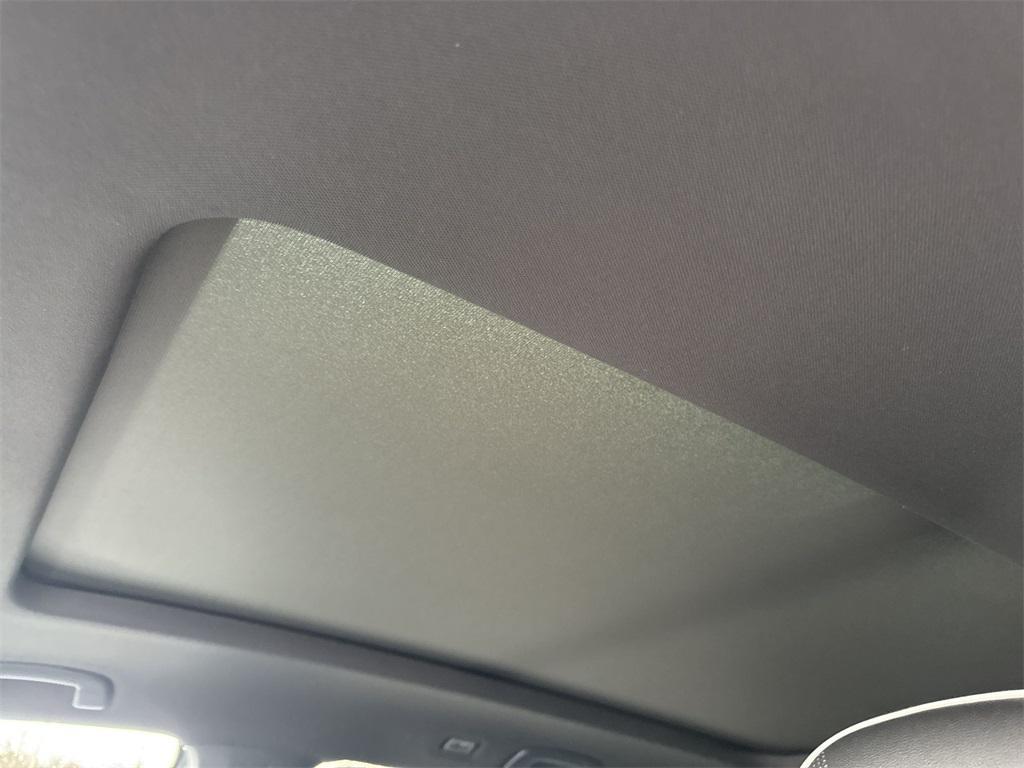 new 2026 Volkswagen Atlas Cross Sport car, priced at $56,452