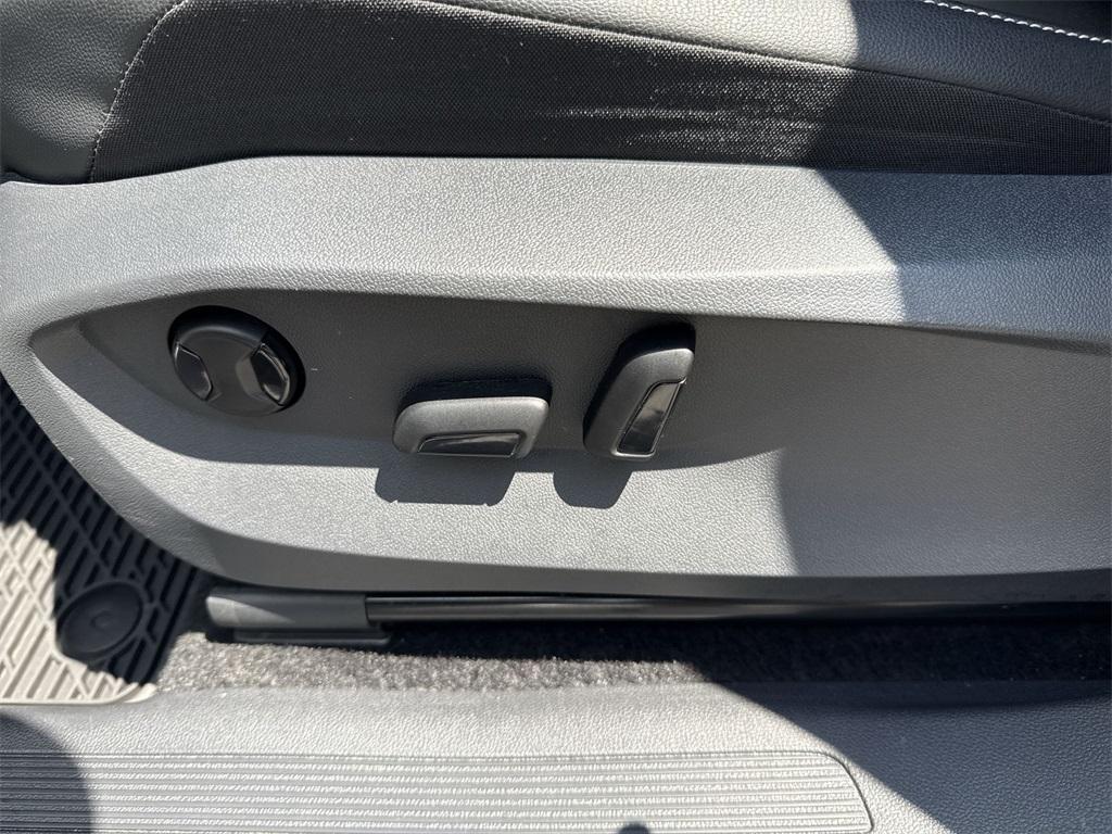 used 2024 Volkswagen Tiguan car, priced at $29,250
