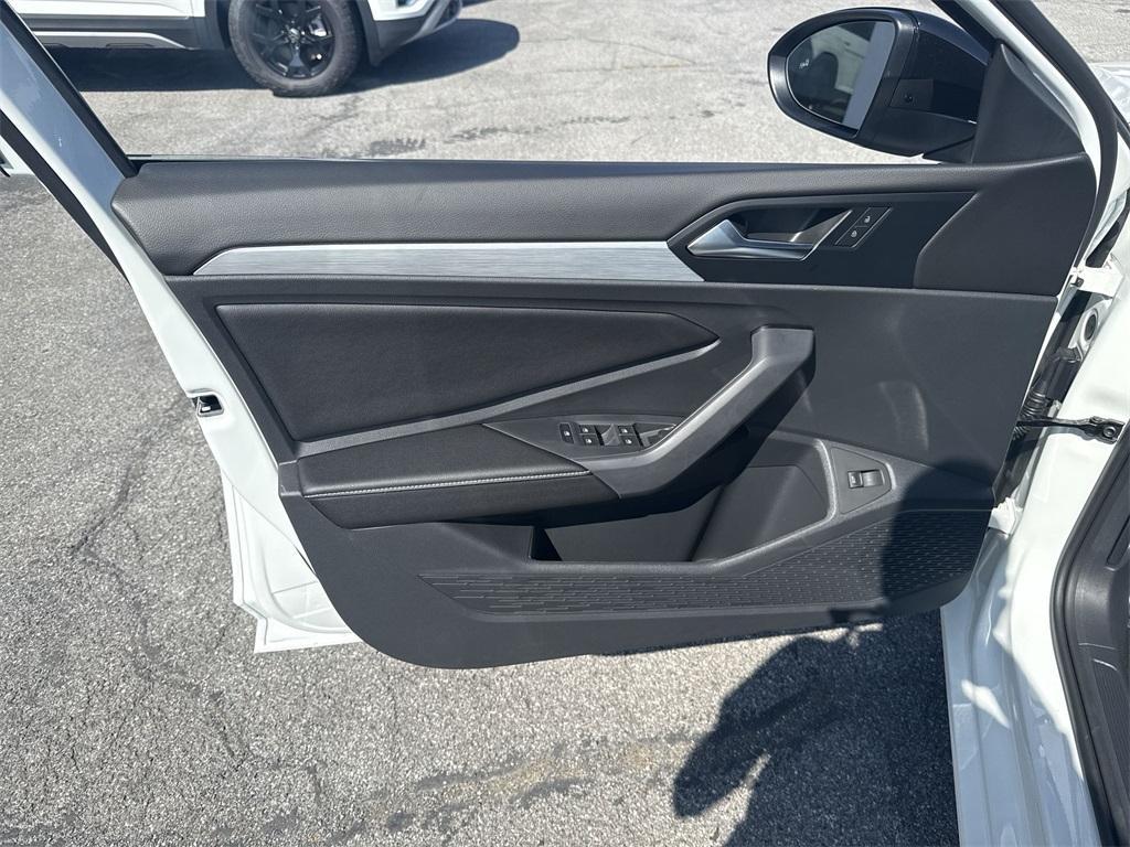 new 2025 Volkswagen Jetta car, priced at $25,903