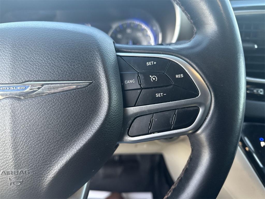 used 2017 Chrysler Pacifica car, priced at $13,900