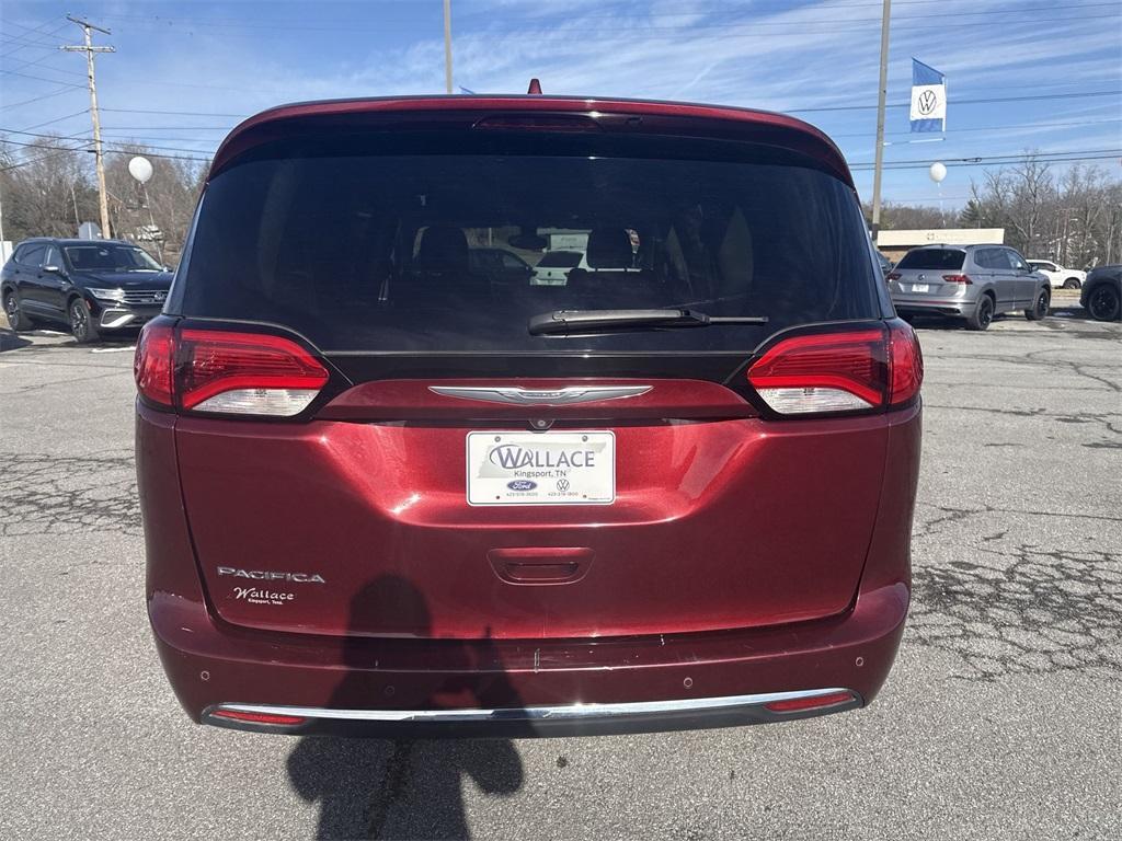 used 2017 Chrysler Pacifica car, priced at $13,900