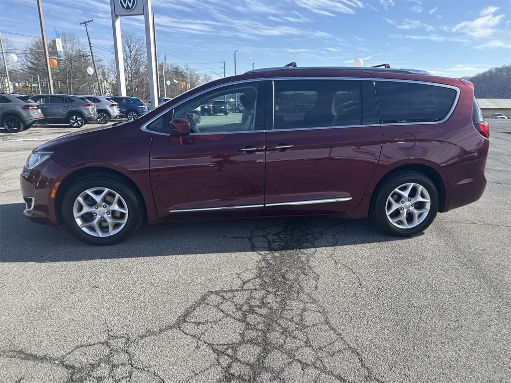 used 2017 Chrysler Pacifica car, priced at $13,900