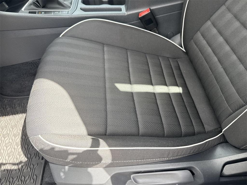 new 2024 Volkswagen Jetta car, priced at $25,211