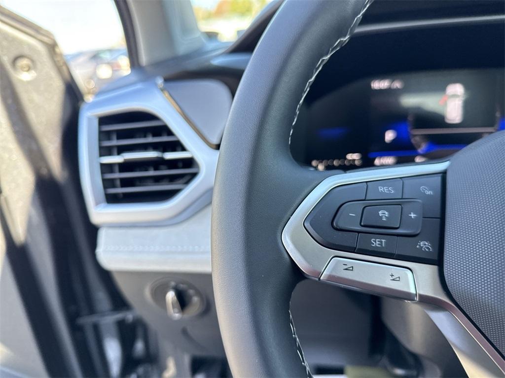 new 2025 Volkswagen Taos car, priced at $33,093
