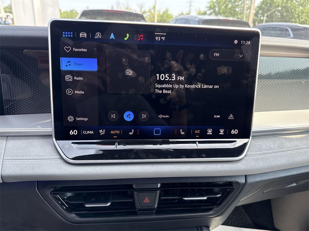 new 2025 Volkswagen Tiguan car, priced at $39,645