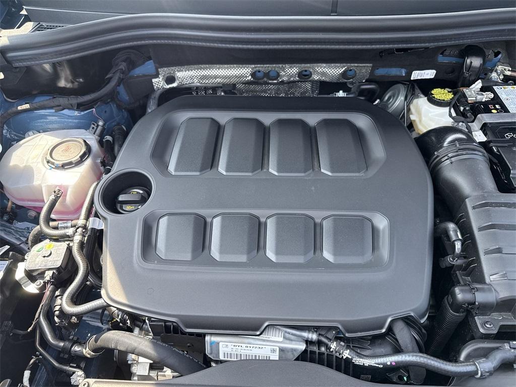 new 2025 Volkswagen Tiguan car, priced at $39,645