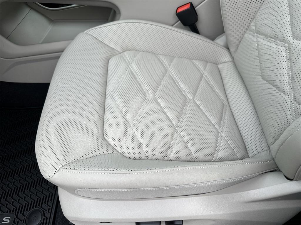 new 2024 Volkswagen Atlas car, priced at $47,340