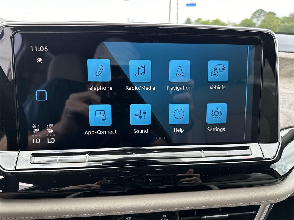 new 2024 Volkswagen Atlas car, priced at $47,340