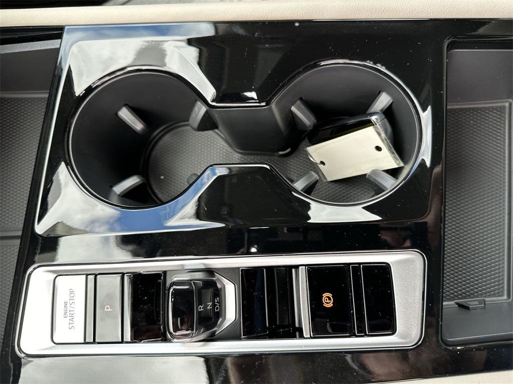 new 2024 Volkswagen Atlas car, priced at $47,340