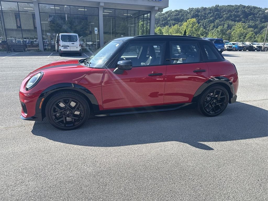 used 2025 MINI Hardtop car, priced at $32,750