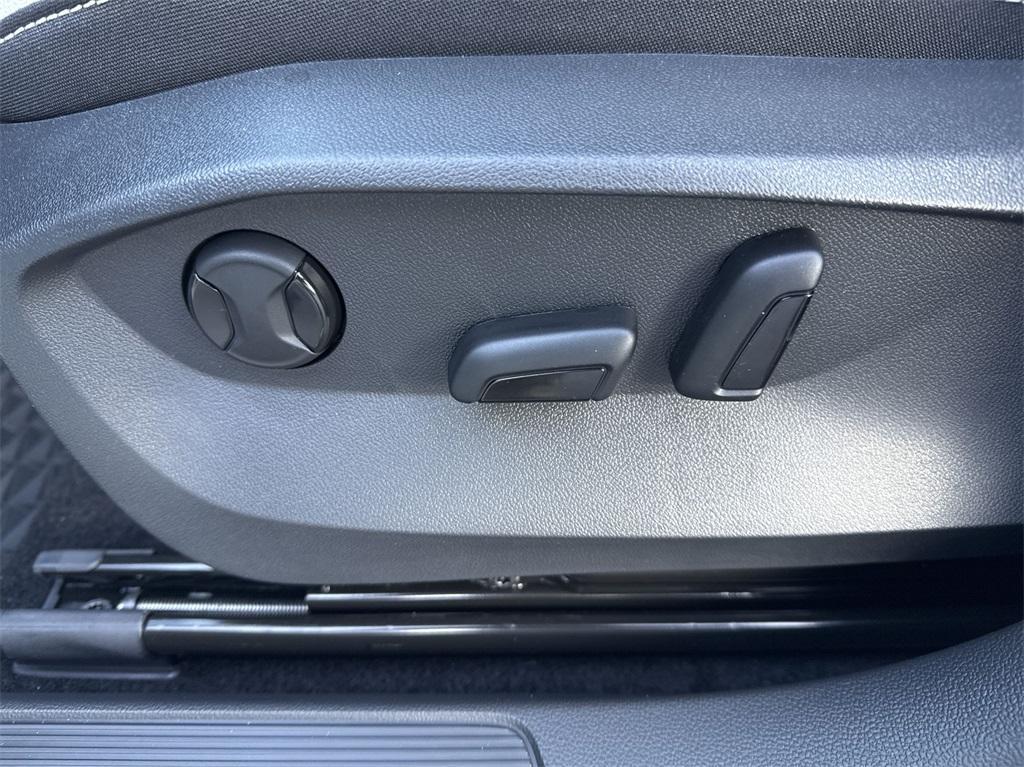 new 2025 Volkswagen Taos car, priced at $33,030
