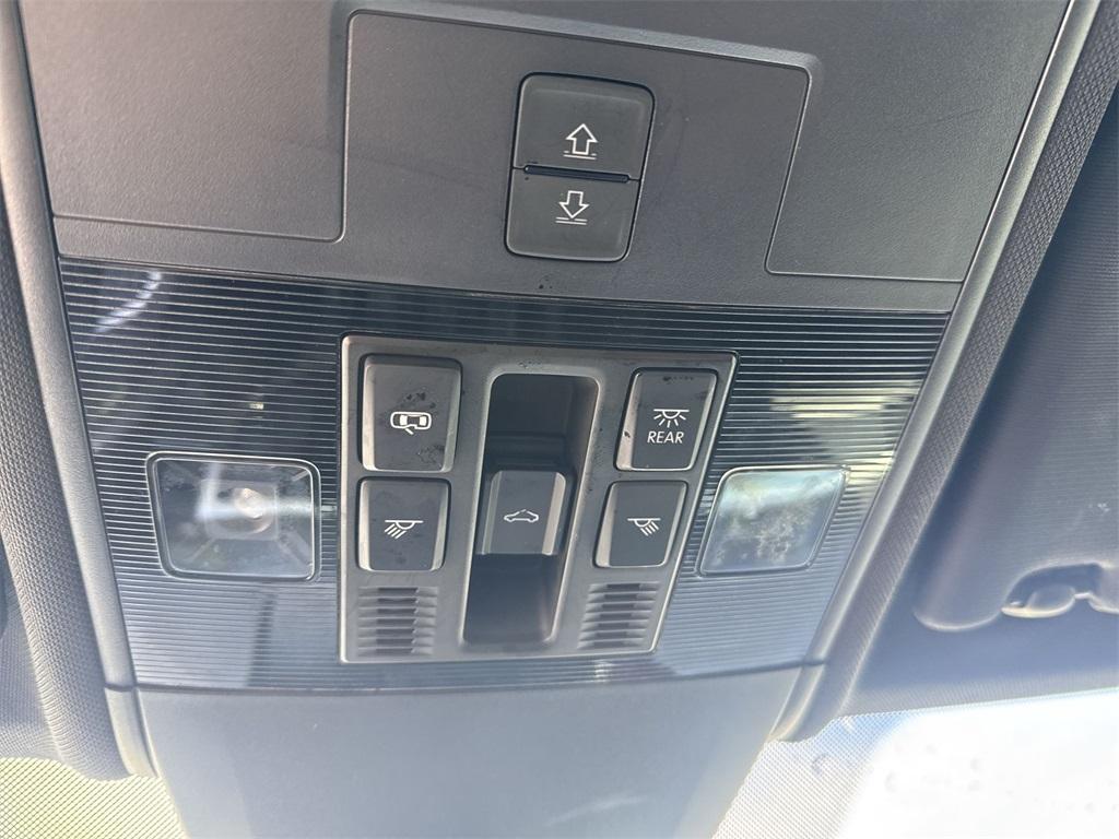 used 2021 Volkswagen Atlas Cross Sport car, priced at $27,500