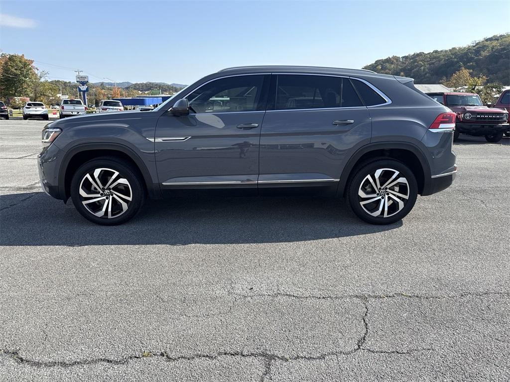 used 2021 Volkswagen Atlas Cross Sport car, priced at $27,500