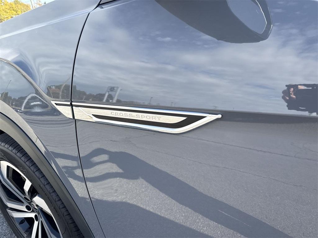 used 2021 Volkswagen Atlas Cross Sport car, priced at $27,500