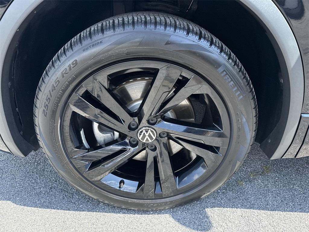 used 2024 Volkswagen Tiguan car, priced at $31,500