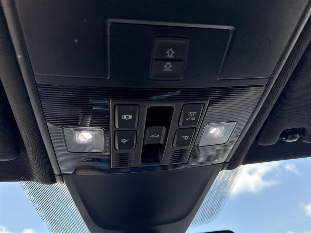 used 2024 Volkswagen Tiguan car, priced at $31,500