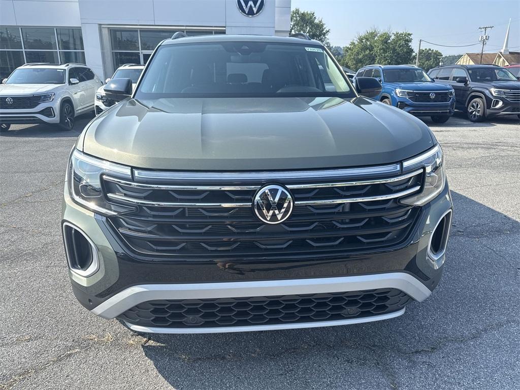 new 2025 Volkswagen Atlas car, priced at $48,947