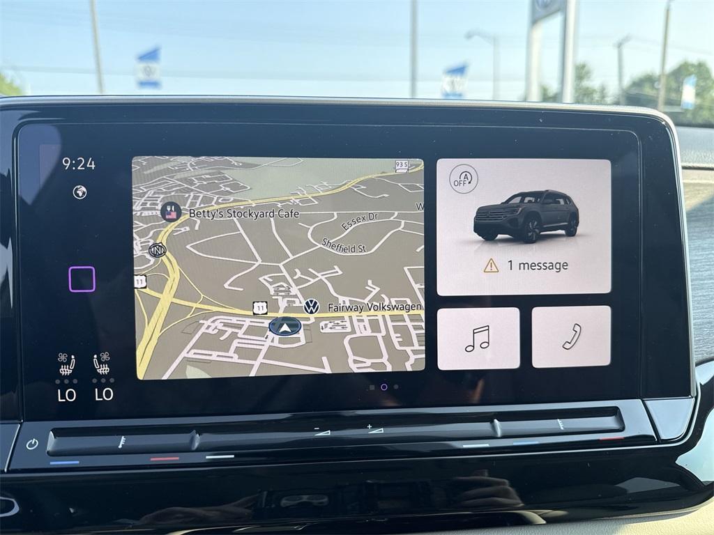 new 2025 Volkswagen Atlas car, priced at $56,125