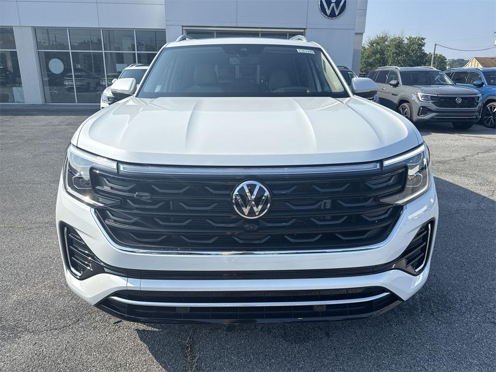 new 2025 Volkswagen Atlas car, priced at $56,125