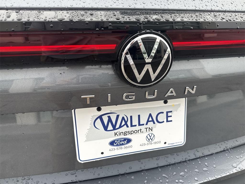 new 2025 Volkswagen Tiguan car, priced at $37,230