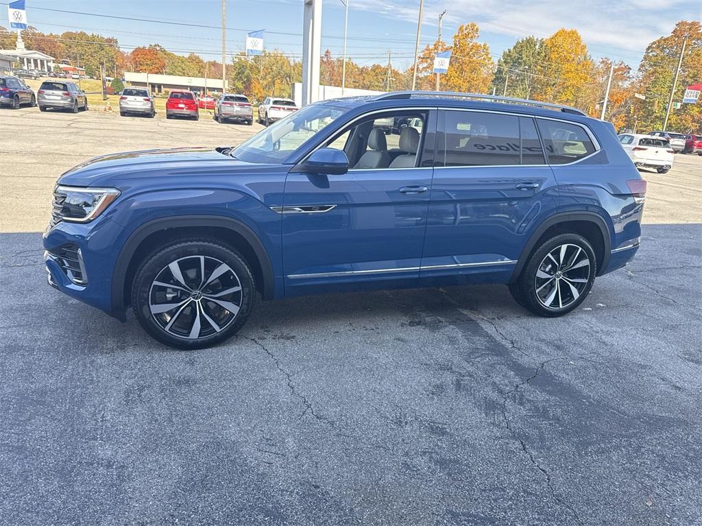new 2025 Volkswagen Atlas car, priced at $55,966