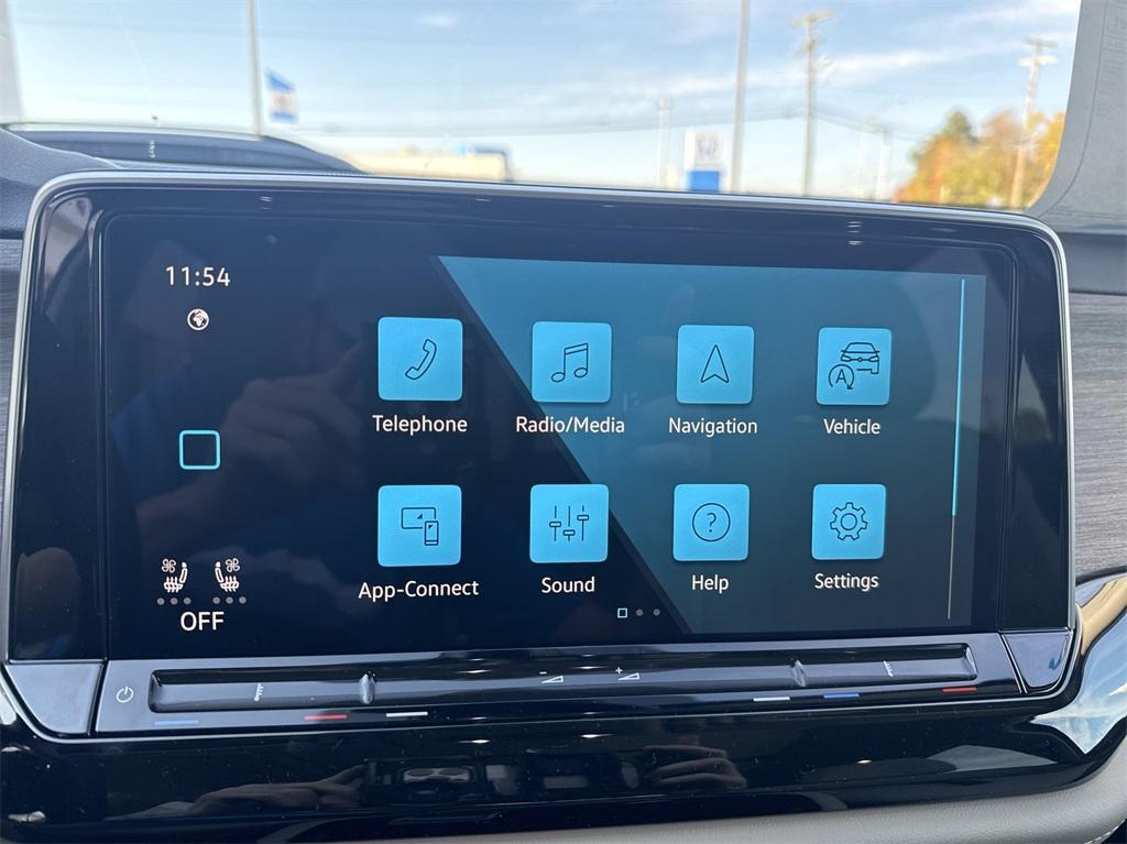 new 2025 Volkswagen Atlas car, priced at $55,966