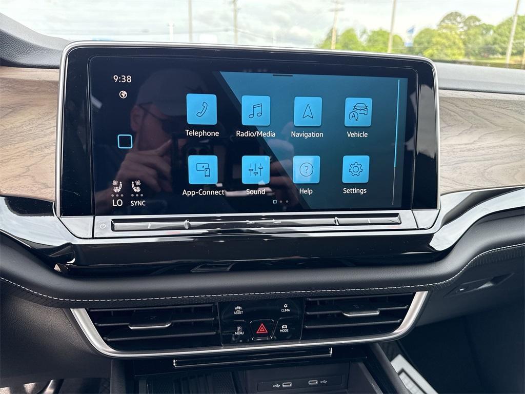 new 2025 Volkswagen Atlas car, priced at $47,487