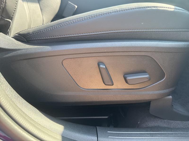 new 2025 Kia Sorento car, priced at $39,773