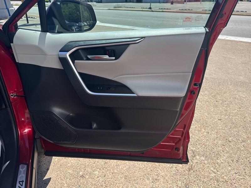 used 2021 Toyota RAV4 car, priced at $27,354