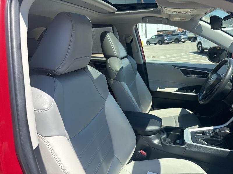 used 2021 Toyota RAV4 car, priced at $27,354