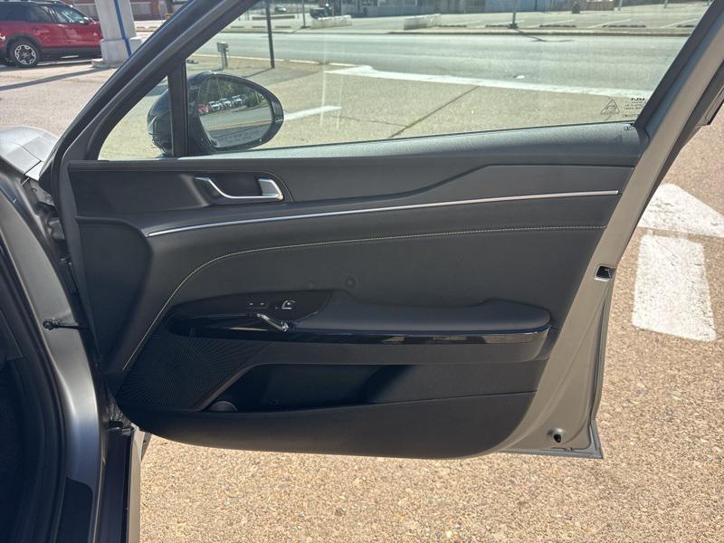 new 2026 Kia K5 car, priced at $33,500