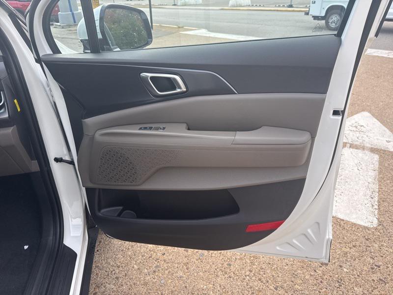 new 2026 Kia Carnival car, priced at $36,226