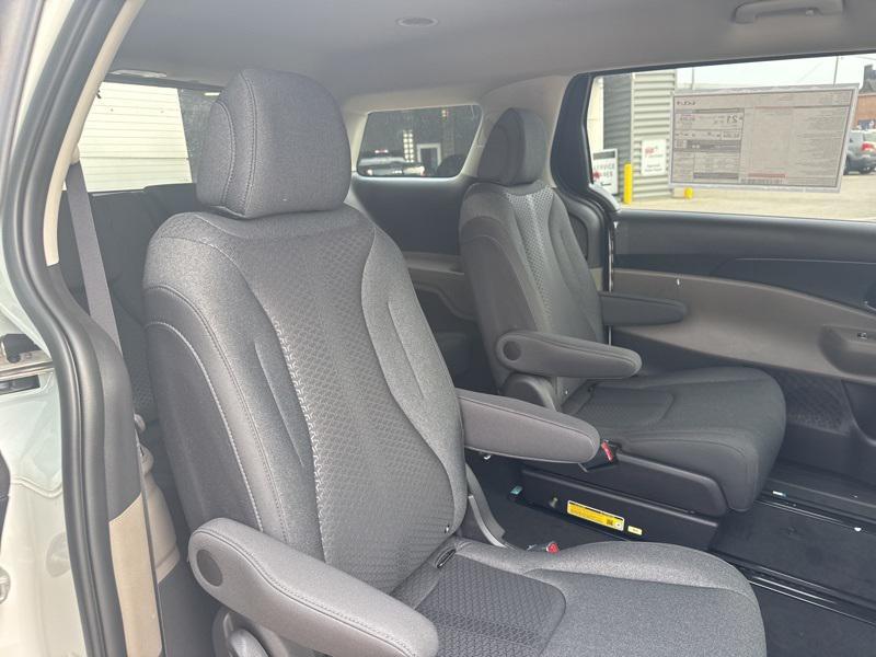 new 2026 Kia Carnival car, priced at $36,226