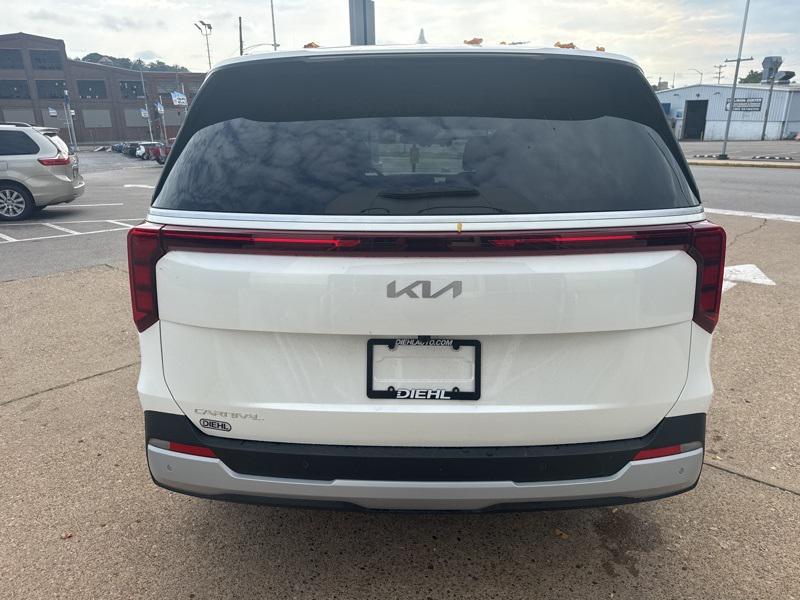 new 2026 Kia Carnival car, priced at $36,226