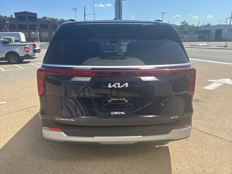 new 2026 Kia Carnival Hybrid car, priced at $42,690