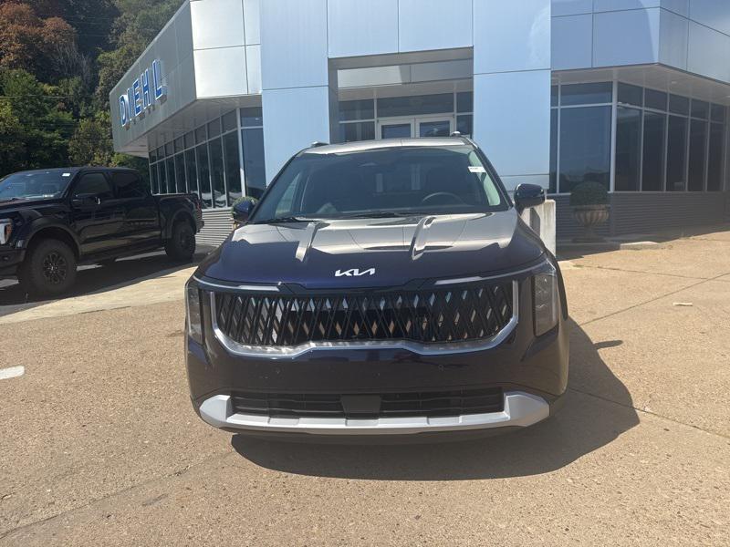 new 2026 Kia Carnival Hybrid car, priced at $42,690